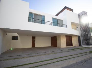 N/A · 🏡✨ Casa en Venta en Priv. Cordillera, 4 Recámaras y Alberca