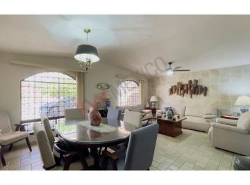 N/A · Propiedad en [venta] - Calle Castaños 150, Residencial Campestre La Rosita, 27250 Torreón, Coah, Méx