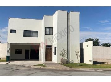 N/A · Propiedad en [venta] - Calle Álamos, Fraccionamiento Las Acacias, 27108 Torreón, Coah, México