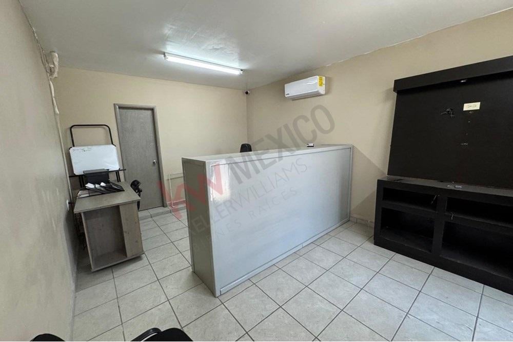 Propiedad en Renta - Av Río Santa Cruz 2119, Fraccionamiento Paseos del Sol, 21399 Mexicali, Bc