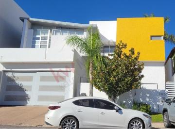 N/A · Propiedad en Venta - Calle Toledo 3714, Puerta de Hierro, 31207 Chihuahua, Chih, México