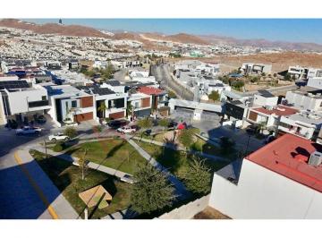 N/A · Propiedad en Venta - Av de La Cantera, Ampliación Cumbres, 31216 Chihuahua, Chih, México