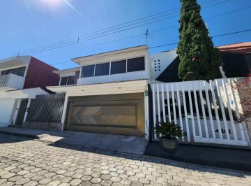 N/A · Venta Casa Muy Ubicada en Fracc. La Providencia, Zona Aledaña a Angelópolis.