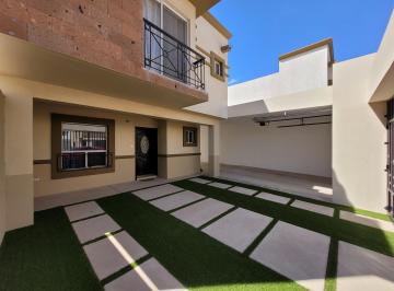 N/A · Alcázar 2: Casa Nunca Habitada, Acabados Premium y Cochera Para 4 Autos
