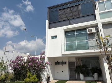 Casa de 5 habitaciones, Zapopan · Casa en Venta en Natura Bosques Residencial - Coto Livorno 8