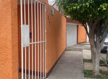 Casa de 3 habitaciones, Celaya · Celaya Gto Col Las Arboledas Se Renta Amplia Casa