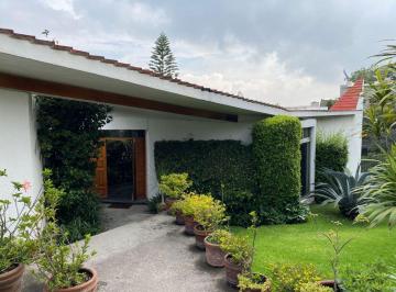 Casa de 4 habitaciones, Huixquilucan · Casa en Venta en Lomas de Tecamachalco