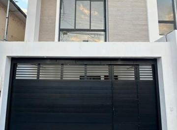 Casa · 149m² · 3 Recámaras · 2 Estacionamientos · Casa en Venta en Colonia José López Portillo, Boca del Río, Veracruz