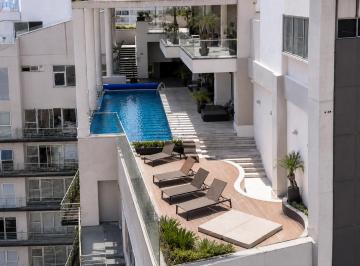 Alberca y Jacuzzi · Departamento en Venta en City Towers Grand | Av Popocatépetl 474, Xoco, Benito