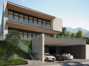 1 · Casa en Venta Sierra Alta Zona Carretera Nacional Monterrey