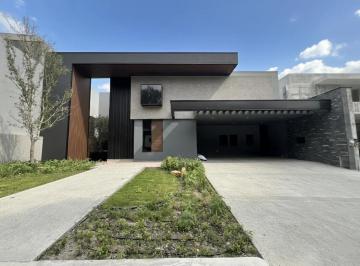 1 · Casa en Venta Sierra Alta Zona Carretera Nacional Monterrey