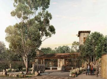 1 · Lote de Terreno Residencial en Venta Zona Huajuquito Carretera Nacional Santiago