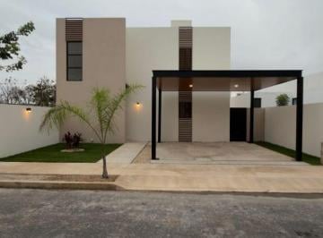 Casa de 2 habitaciones, Conkal · Venta de Casa de 2 Pisos Al Norte de La Ciudad