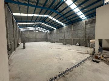 Bodega comercial · 660m² · Bodega Comercial en Independencia