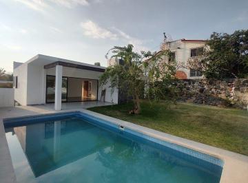bfccb3f99c5d1e76f467489334ee24bc07a38382be9e427d6edee4064115d54d · Casa en Venta en Lomas de Cocoyoc