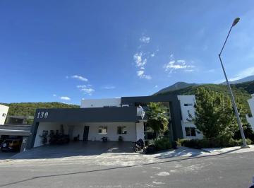 1 · Casa en Venta Sierra Alta Zona Carretera Nacional Monterrey