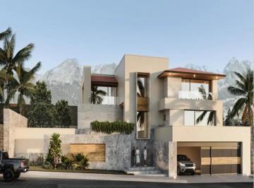 1 · Casa en Venta Sierra Alta Zona Carretera Nacional Monterrey