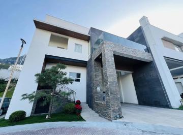 1 · Casa en Venta Residencial Olinca Zona Valle Poniente Santa Catarina