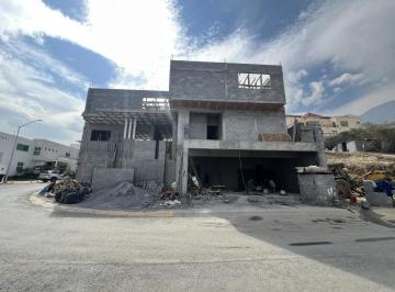 1 · Casa en Venta Sierra Alta Zona Carretera Nacional Monterrey