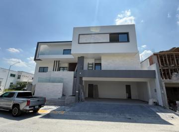 1 · Casa en Venta Sierra Alta Zona Carretera Nacional Monterrey