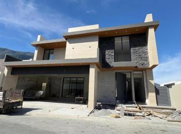 1 · Casa en Venta Sierra Alta Zona Carretera Nacional Monterrey