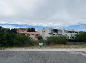 1 · Terreno en Venta Sierra Alta Zona Carretera Nacional Monterrey