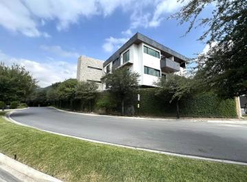 1 · Casa en Venta Lagos del Vergel Zona Carretera Nacional Monterrey