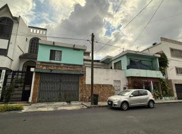 1 · Casa en Venta Colonia Vista Hermosa Zona Monterrey