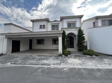 1 · Casa en Venta Sierra Alta Zona Carretera Nacional Monterrey