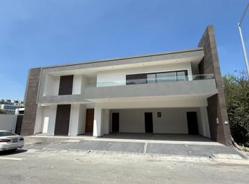 1 · Casa en Venta Sierra Alta Zona Carretera Nacional Monterrey