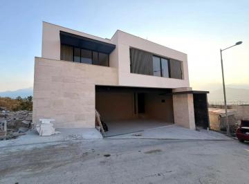 1 · Casa en Venta en Colonia Castaños del Vergel Zona Carretera Nacional Monterrey