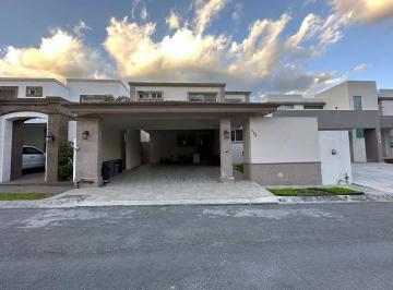 1 · Casa en Renta Los Franciscanos Zona Carretera Nacional Santiago