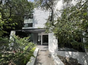 1 · Casa en Renta Colonia Antiguo Camino a San Agustín Zona San Pedro Garza García