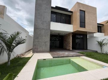 Casa de 4 habitaciones, Mérida · Casa de 4 Habitaciones con 1 en Planta Baja a Menos de 5 Min de Carretera Mérida Progreso.