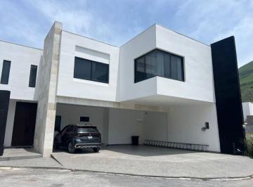 Casa de 5 habitaciones, Monterrey · Casa en Venta Laderas El Uro