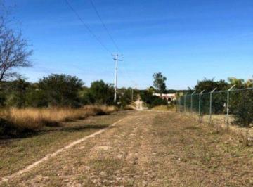 5c76f1feaefe04ce352bb0668ea718a1402e195208875ddd7c3a2b1b93e466b6 · Terreno Campestre en Cadereyta