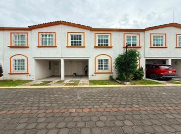 Casa · 60m² · 3 Recámaras · 1 Estacionamiento · Casa en Santorini II