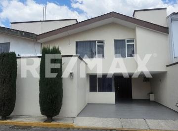 Casa · 293m² · 5 Recámaras · 2 Estacionamientos · Renta en Residencial Metepec - (4)