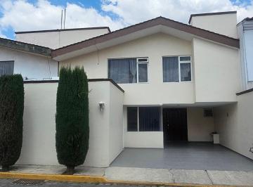 Casa · 293m² · 5 Recámaras · 2 Estacionamientos · Renta en Residencial Metepec - (4)