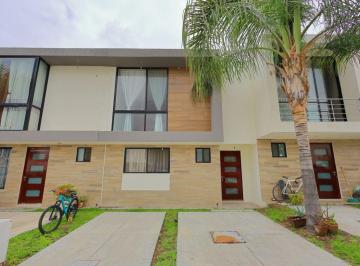Casa en condominio de 2 habitaciones, Querétaro · Casa en Condominio con Alberca 2 Recámaras en Venta en El Refugio