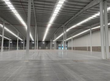 Bodega comercial , Toluca · Bodega Comercial de 2398 m² en Renta en Toluca