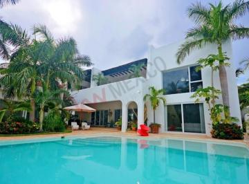 N/A · Descubre La Elegancia Mediterránea en Nuestra Villa Exclusiva en Playa Paraíso Riviera Maya