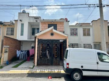 Casa · 58m² · 3 Recámaras · 1 Estacionamiento · Casa en Los Alamos