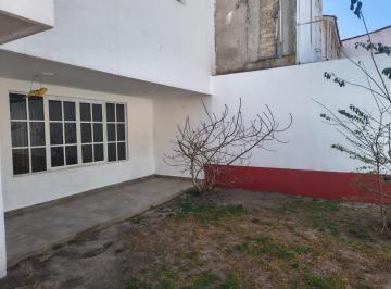Casa · 4 Recámaras · 3 Estacionamientos · Casa en Renta La Esperanza Zinacantepec