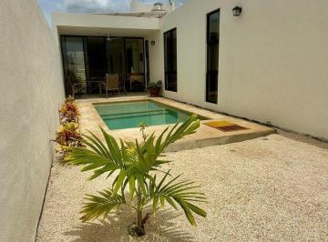 Casa · 163m² · 3 Recámaras · 2 Estacionamientos · Casa con 10 Paneles Solares en Venta
