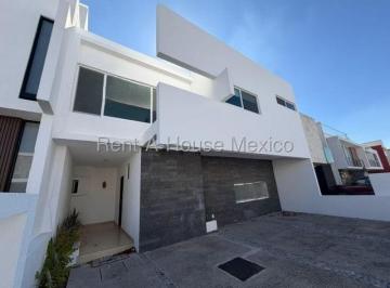 Casa en condominio de 3 habitaciones, El Marqués · Casa en Venta en Zen Life | 3 Recámaras | Vigilancia 24/7 y Amenidades