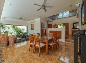 Casa de 4 habitaciones, Benito Juárez · Casa en Venta, Villa Magna, Cancún Centro, Cancún