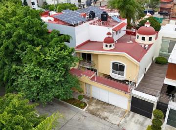 1 · Casa en Venta en Lomas Altas, Zapopan