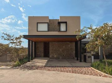 Casa en condominio de 3 habitaciones, Querétaro · Casa en Renta Altozano Qro Casa Roca