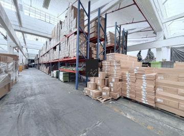 Bodega comercial , Naucalpan de Juárez · Bodega en Renta en Naucalpan de 2,700 m², 1 Anden Equipado + Entrada Para Camionetas